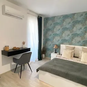 Apartament La Vie Est Belle, Bucureşti